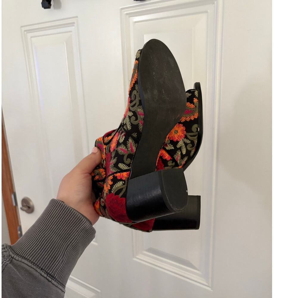 Crown Vintage Frankie embroidered peep-toe booties size 8 - Picture 4 of 4